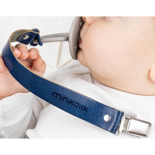 Minikoioi-Klips-Lifestyle Minikoioi Klips Leather Pacifier and Teether Holder