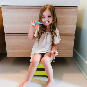 Sönik-–-2-stage-sonic-toothbrush-for-baby-8