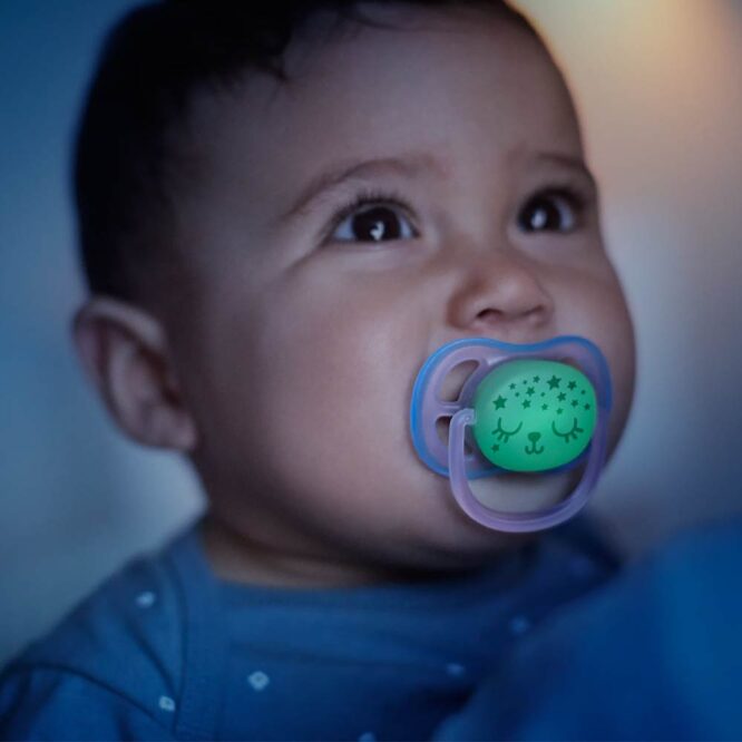 Philips Avent Ultra Air Nighttime Pacifiers (0-6m) for Girl, Stars & Cat - 2 Pcs