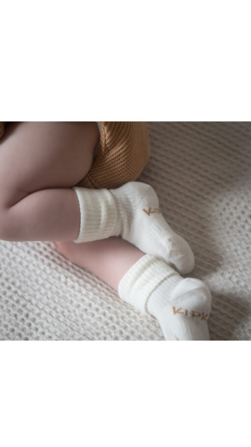KipkepBabySocksOffWhite1 KipkepBabySocksOffWhite1