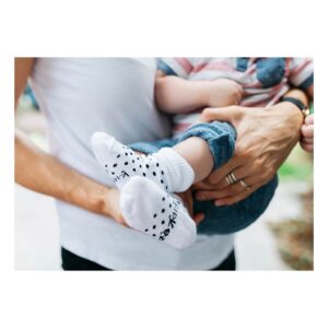 KipKep Bio Stay-on-Socks Black & White Dots - 2 Pairs