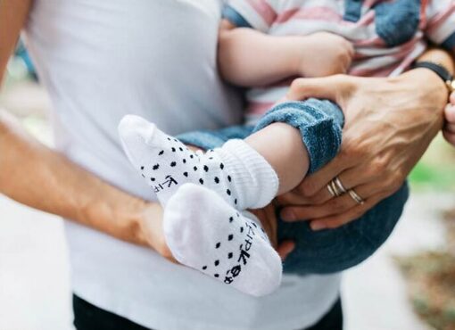 KipKep Bio Stay-on-Socks Black & White Dots - 2 Pairs KipKep Bio Stay-on-Socks Black & White Dots - 2 Pairs