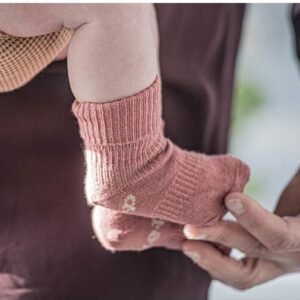 KipKep Stay-on-Socks Dusty Coral & Sand - 2 Pairs