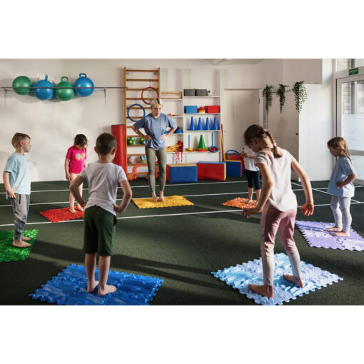 KidsDoingYoga KidsDoingYoga