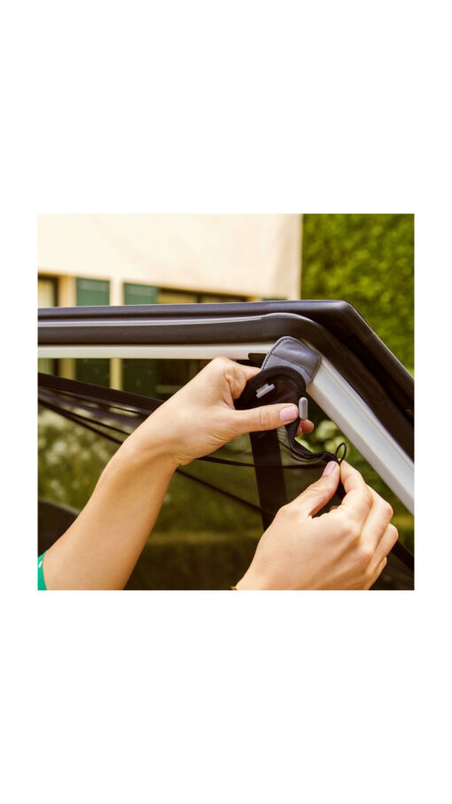 MunchkinBricsMagneticStretchtoFitSunShade MunchkinBricsMagneticStretchtoFitSunShade
