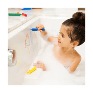 MunchkinDrawBathCrayons3