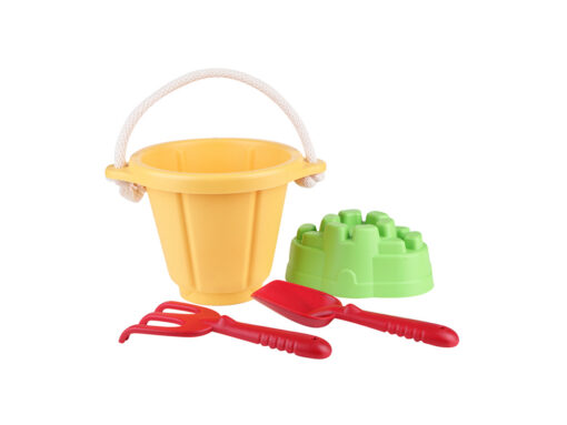 Bucket-Lets-Be-child-4 LetsBechildBucket