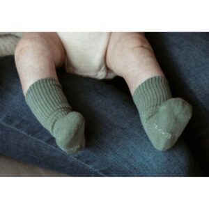 KipKep Bio Cotton Stay-on-Socks Newborn & Premature Calming Green - 1 Pair