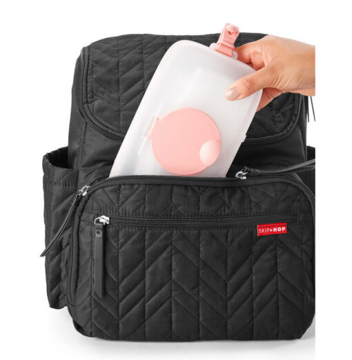 Skiphop Grab & Go Snug Seal Wipes Case - Blush Pink Skiphop Grab & Go Snug Seal Wipes Case - Blush Pink