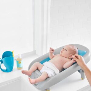 Skip Hop Baby Bath Tub, Moby Recline and Rinse