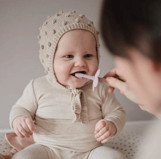 Mushie Flower Training Toothbrush - Soft Lilac