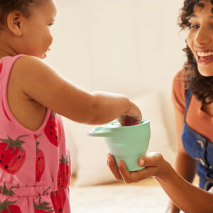Munchkin C’est Silicone Snack Catcher with Lid (6m+) - Mint