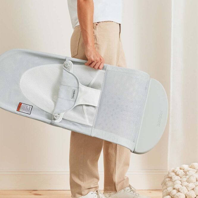 BabyBjorn Bouncer Balance Soft, Mesh (0-24m) - Silver/White