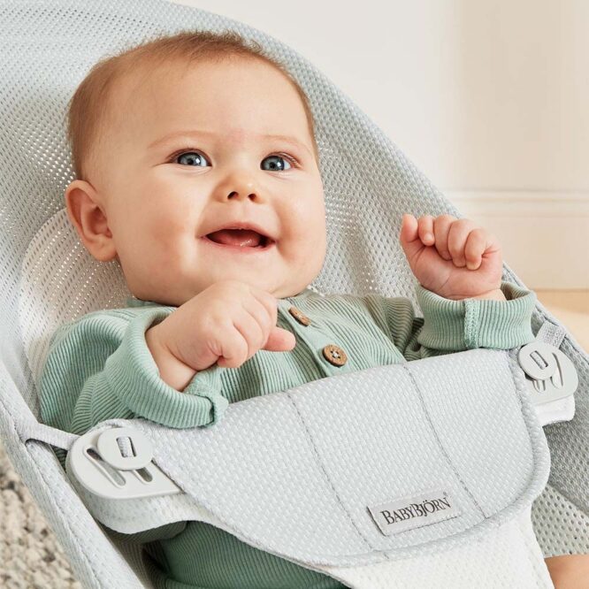 BabyBjorn Bouncer Balance Soft, Mesh (0-24m) - Silver/White