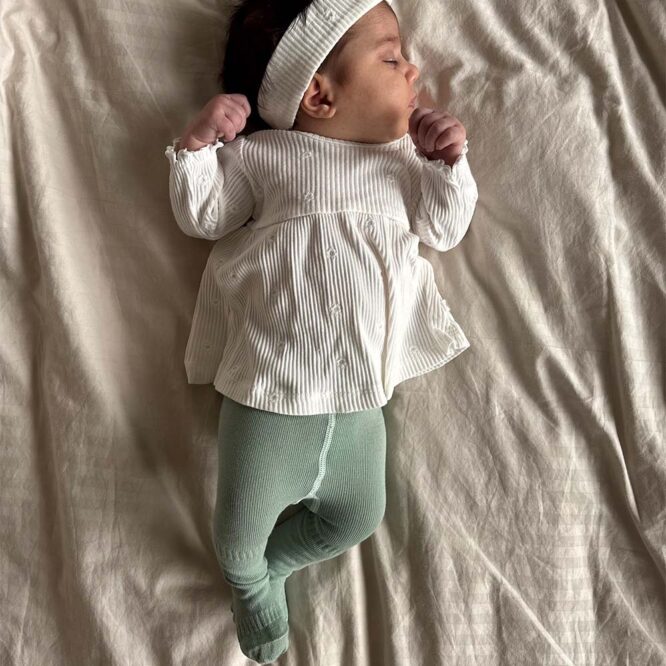 Kipkep Stay-On-Tights - Pale Green