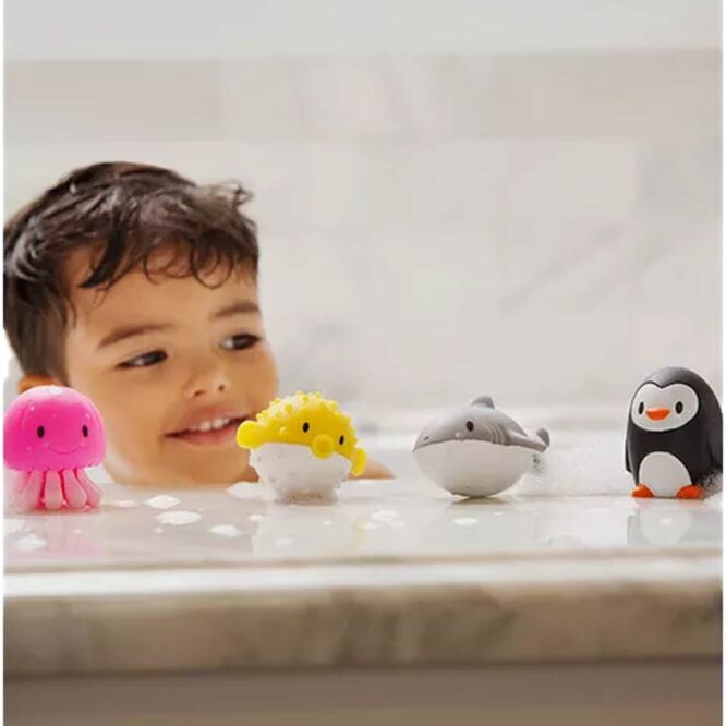 Munchkin Ocean Bath Squirts (9m+) 8 Pack
