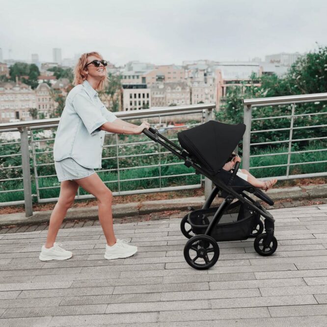 Silver Cross Tide Stroller with Chasis, Carrycot, Dream Car Seat with Adapters - Space