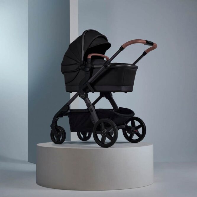 Silver Cross Wave 3 Stroller with Chasis & Seat - Licorice