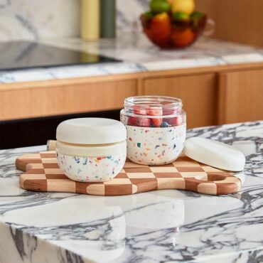 W&P Seal Tight Glass Bowl 710ml - Terrazzo Cream