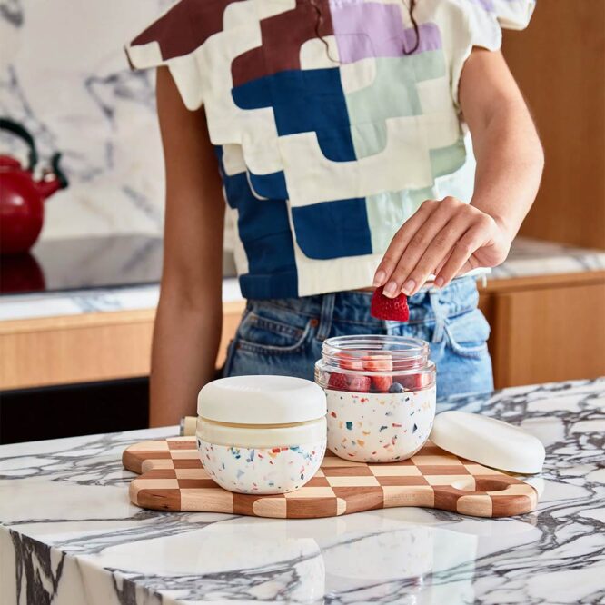 W&P Seal Tight Glass Bowl 710ml - Terrazzo Cream