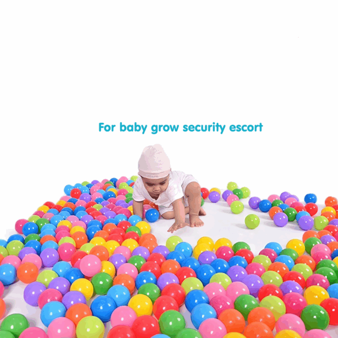 Hug Happy Child Safety Fence with 50 Balls - Blue