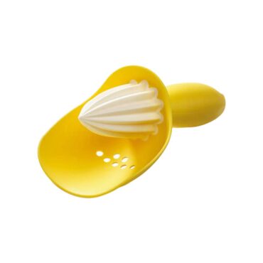 Joseph Joseph Citrus Reamer with Pip Catcher - Yellow