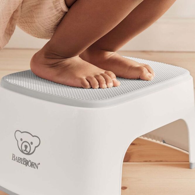 BabyBjorn Step Stool - White/Gray