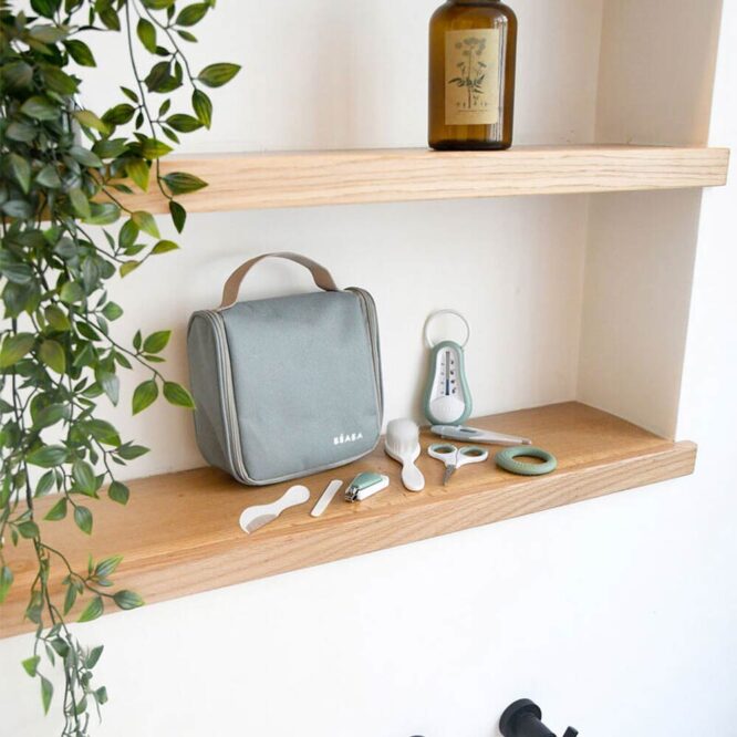 Beaba Toiletry Pouch with 9 Accessories - Green