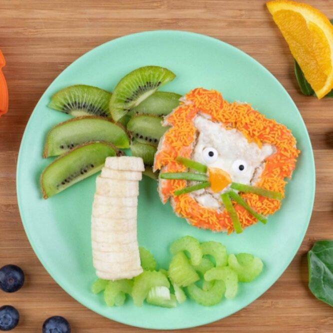 Lunch Punch Sandwich Cutters Lion - 2 Pcs