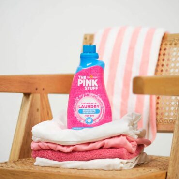 Pink Stuff Laundry Sensitive Detergent Non Bio 960ml