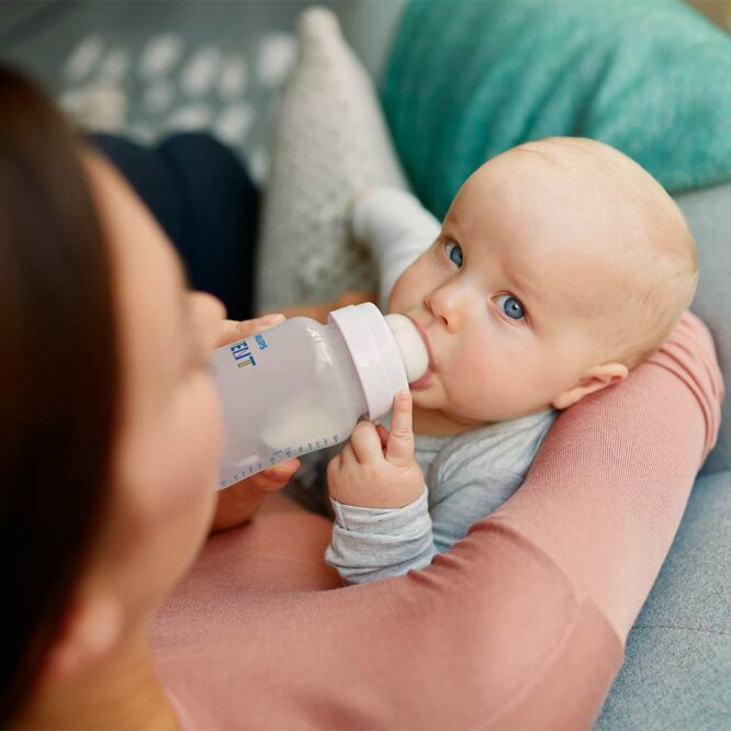 Philips Avent Anti-Colic Plastic Bottle 3m 330ml